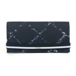 CHANEL Black Wallet
